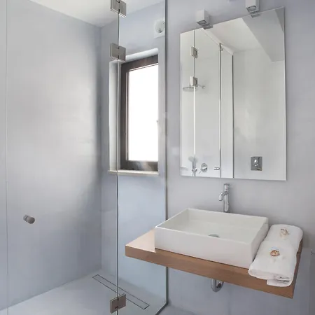 Aethrion Boutique Homes Apartment *